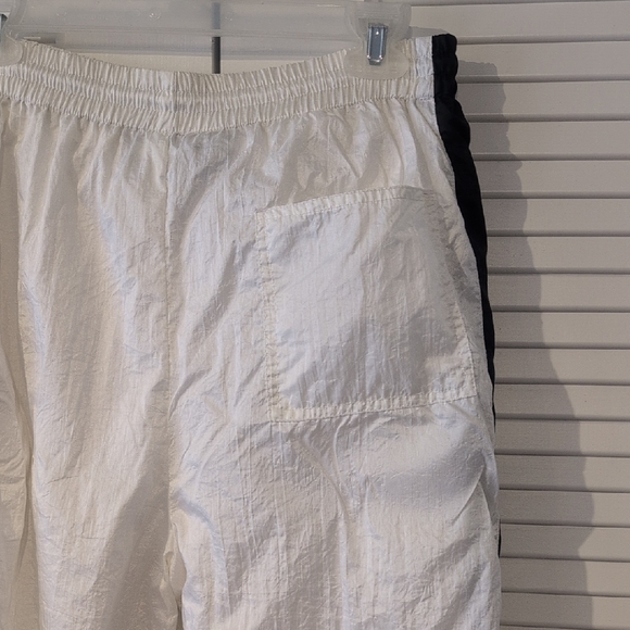 Vintage White & Black Colorblock Track Joggers - Casual Athletic Set - Picture 6 of 11